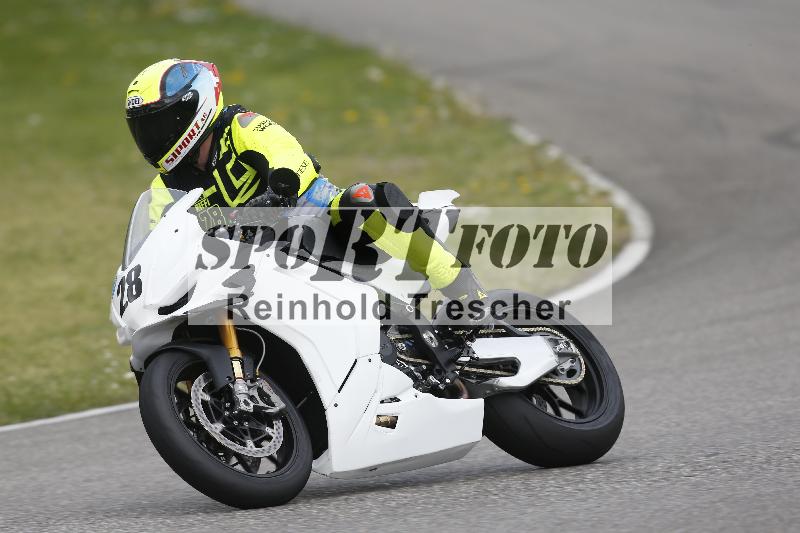 /09 19.04.2026  Caremotion get faster ADR/Gruppe gruen/28